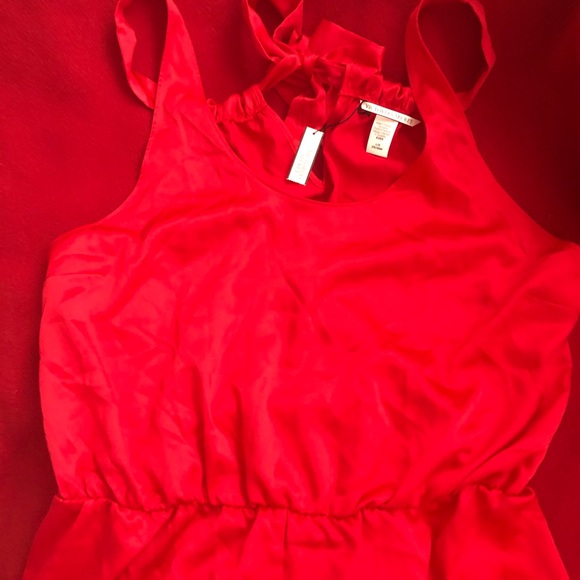 Victoria’s Secret red romper with bow tie shortalls M NWOT VS nightie - Picture 10 of 12